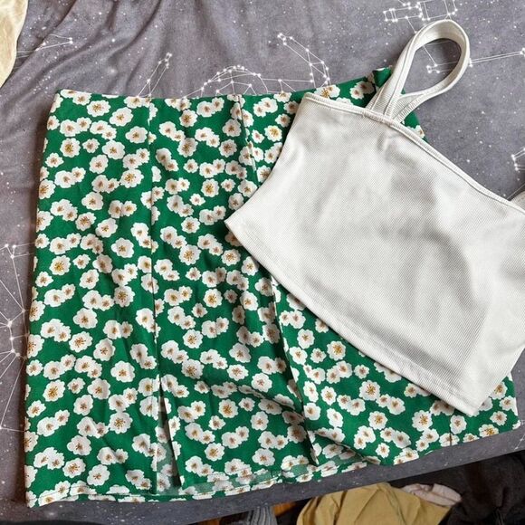 SHEIN Cami Top and Floral Print Split Hem Skirt Size L NWOT - Picture 2 of 5